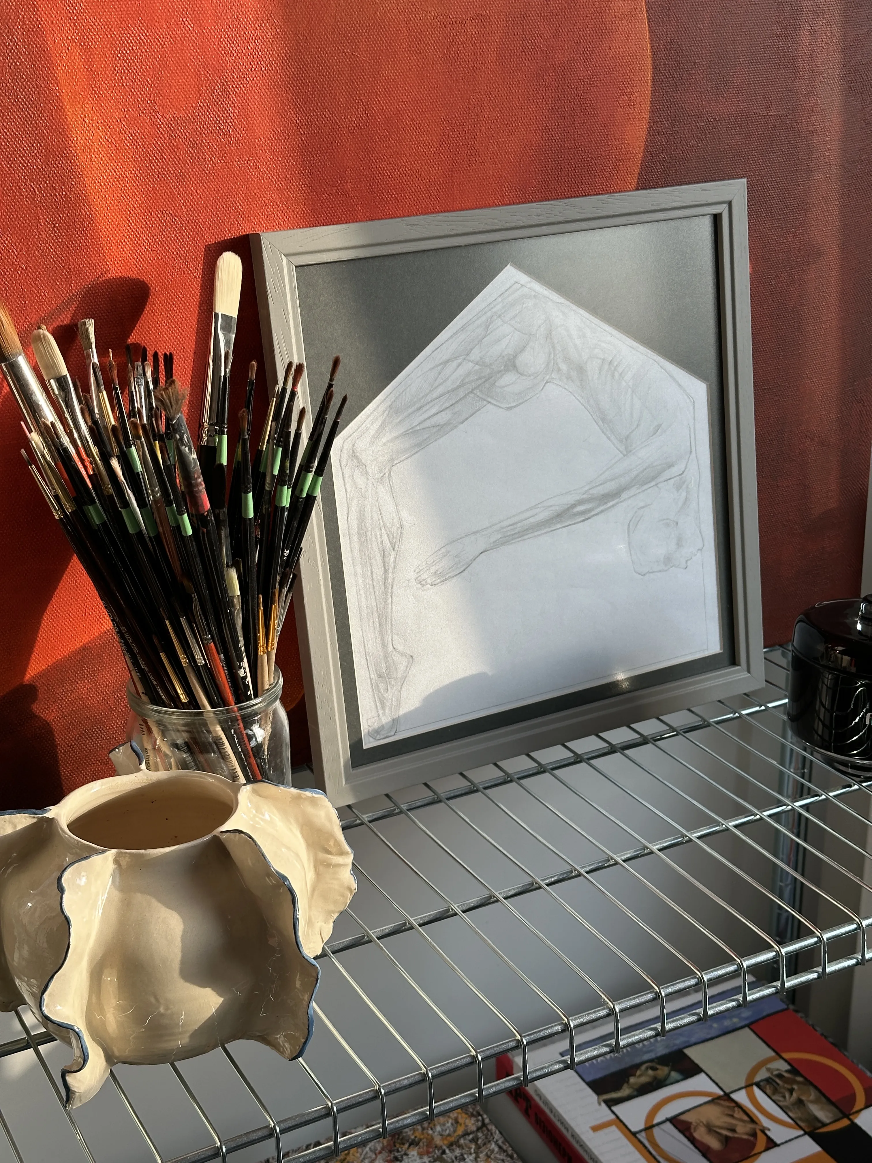 Зображення "Сховище долі" від ДЕНИС ТИМЧИШИН, розмір: 33х33 см, матеріали: папір, олівець, медіум: КОЛЕКЦІЯ МАЛИХ РОБІТ, місто: Львів Фото 2 з 2.