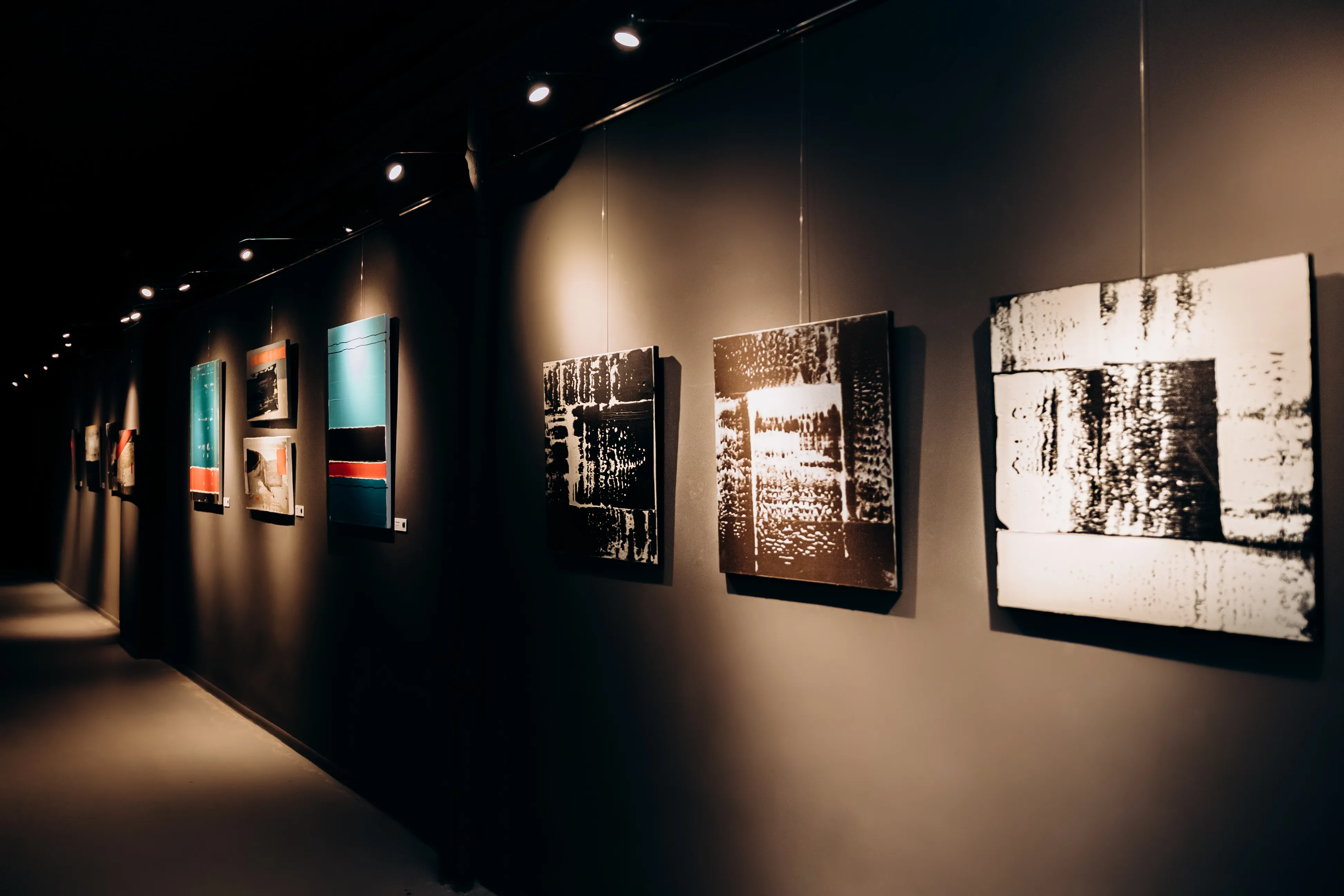 Фото до проєкту "НЕСВІДОМЕ ЧУТТЯ" від ДЕНИС ТИМЧИШИН, проєкт типу Виставки, базується у Львів, створено у 23.03.2026