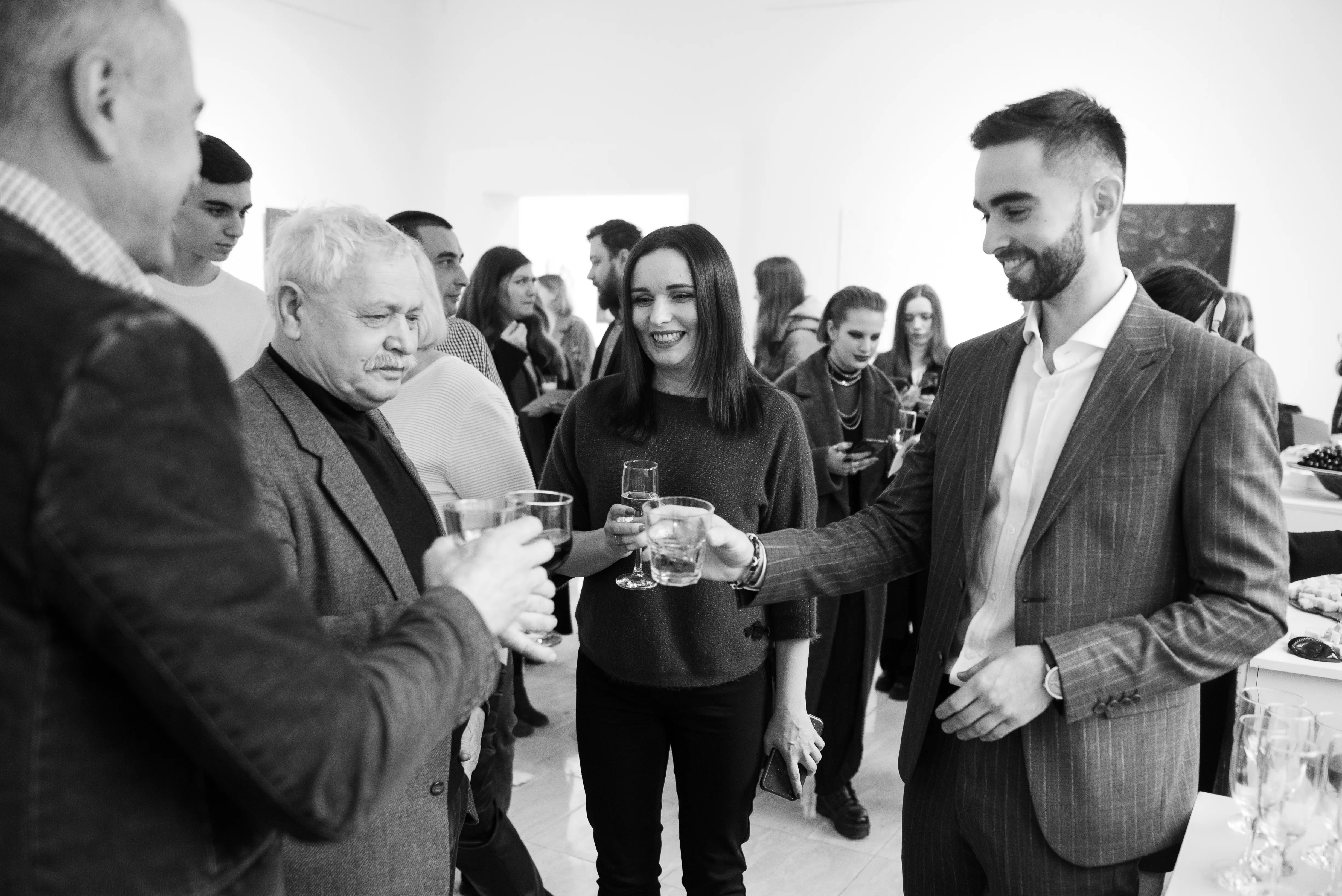 Фото до проєкту "ПОЧАТОК" від ДЕНИС ТИМЧИШИН, проєкт типу Виставки, базується у Львів, створено у 23.03.2026